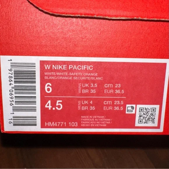 Nike Pacific Sneakers - Picture 6 of 15